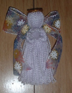 YARN TASSEL ORNAMENT   $3.99